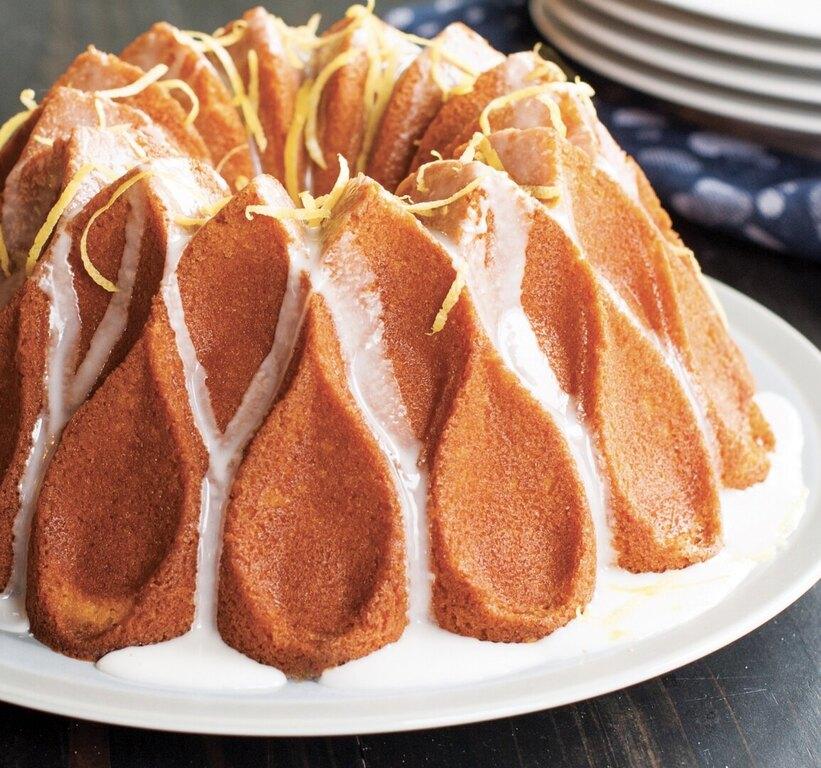 Nordic Ware Crown Bundt® Pan kakkuvuoka - Image 2